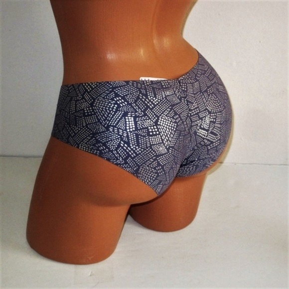 Victoria's Secret Other - Seamless No show Hiphugger silver shine SMALL Victoria's Secret Other - Seamless No show Hiphugger silver shine SMALL